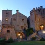 Cavalieri, armi e fantasmi